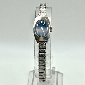 Seiko Vintage 70s Petite Oval Blue Silver tones Mechanical Ladies Watch Working